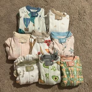 Set of 8 gently used or NWOT Burts Bees onesies